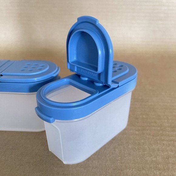 NEW Tupperware Modular Mates Spice Shakers (Set of 2) Small, Blue Seal - Picture 3 of 7
